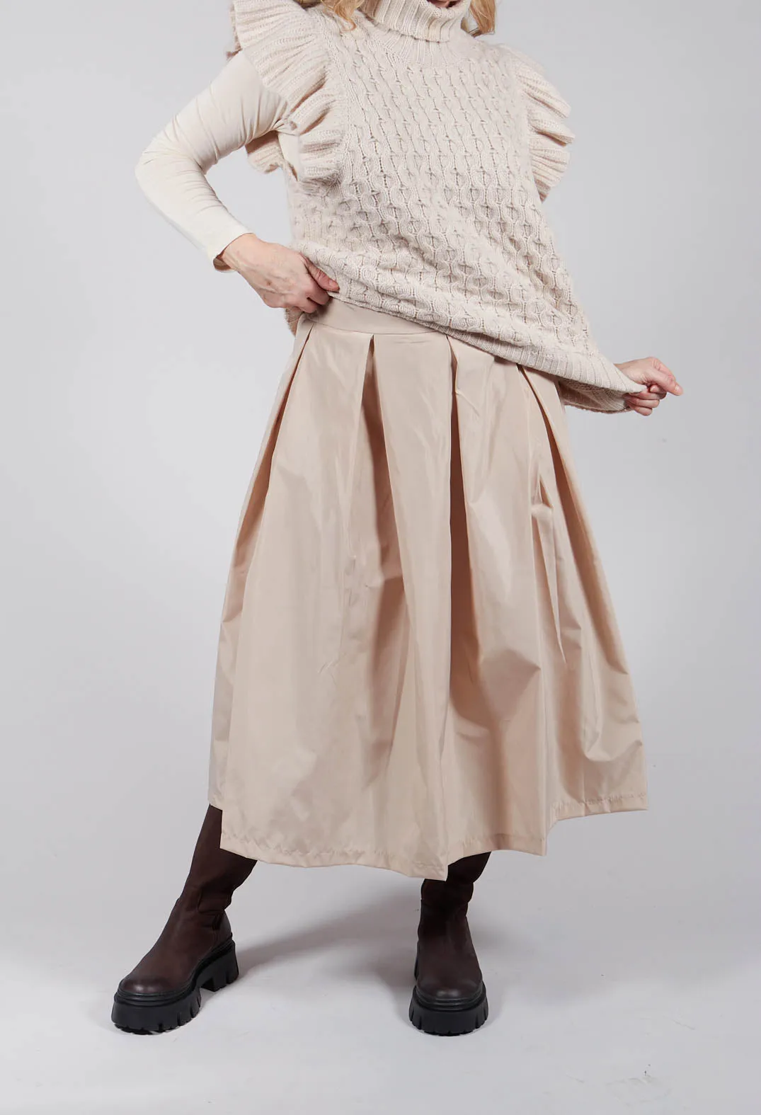 Elastic Waist Pleated Midi Skirt in Powder