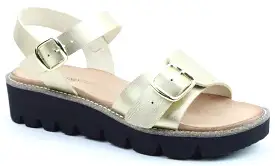 Heavenly Feet Trudy Womens Buckle Fastening Sandal